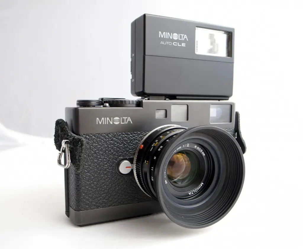 Minolta Cle flash