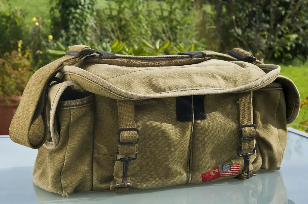 Nikon Fs and Domke Special F2 bag