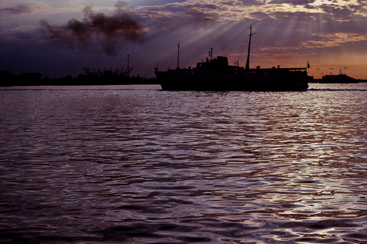 Istanbul ferry Pentax ESII Ektachrome Istanbul ferry Pentax ESII Ektachrome