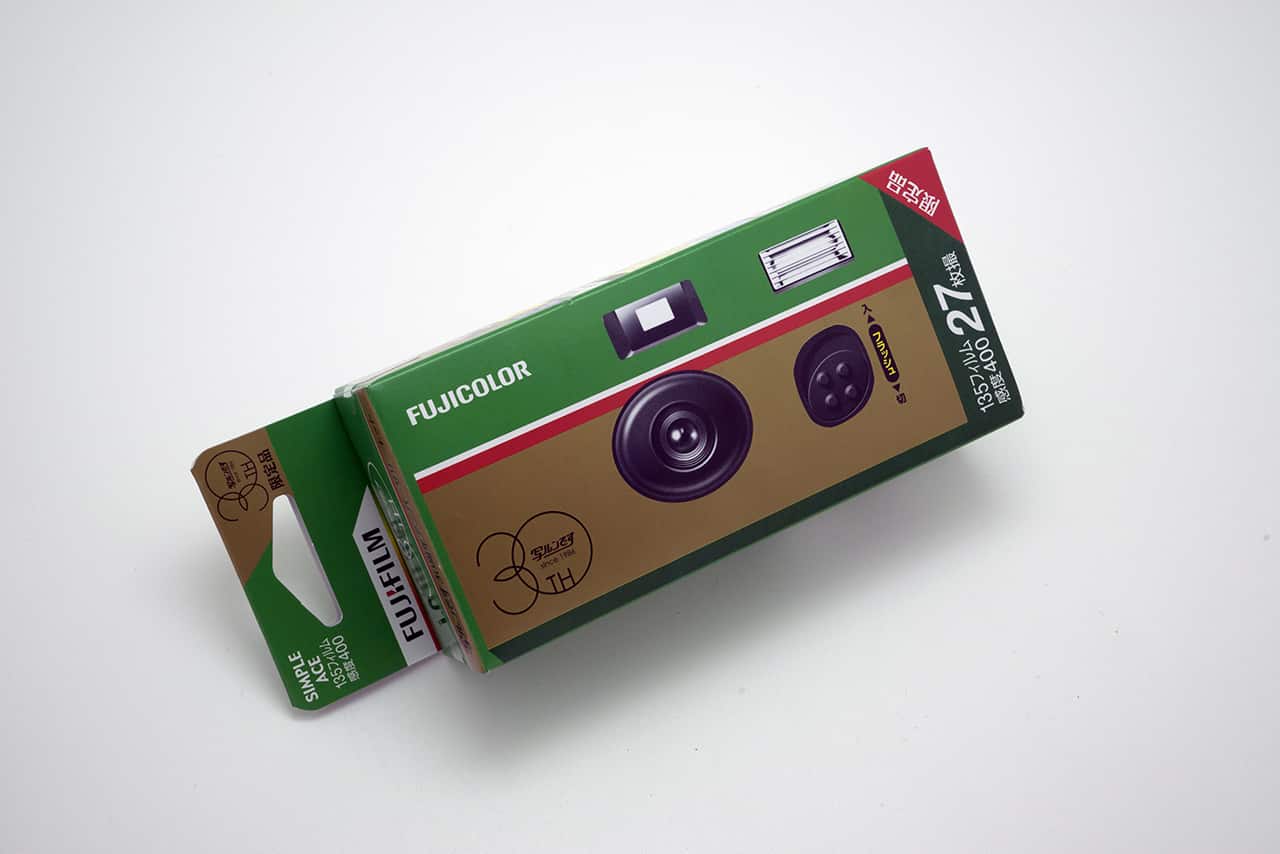 fujifilm fujicolor disposable camera