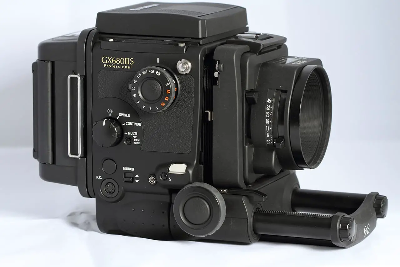 Camera Review: Fujifilm GX 680 III S Professional