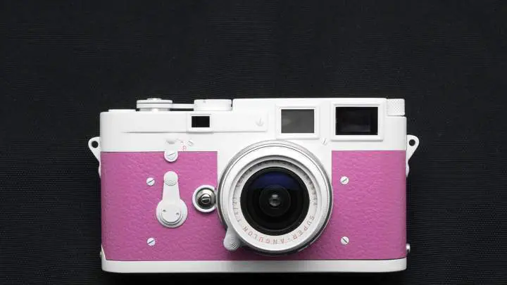Camera Geekery: Candy Pink Leica M3