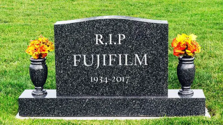 Film News: FujiFilm, the end is nigh