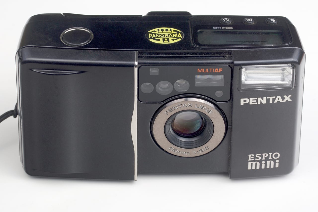 With permission, image by Jörg Krüger. Flickr page:  https://flic.kr/ps/2sB4Yn