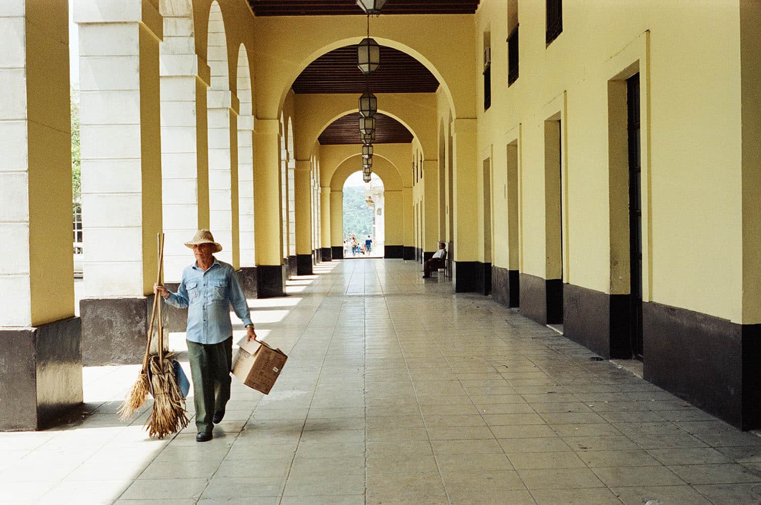 Get Featured Arthur Sanford III Japan Camera Hunter