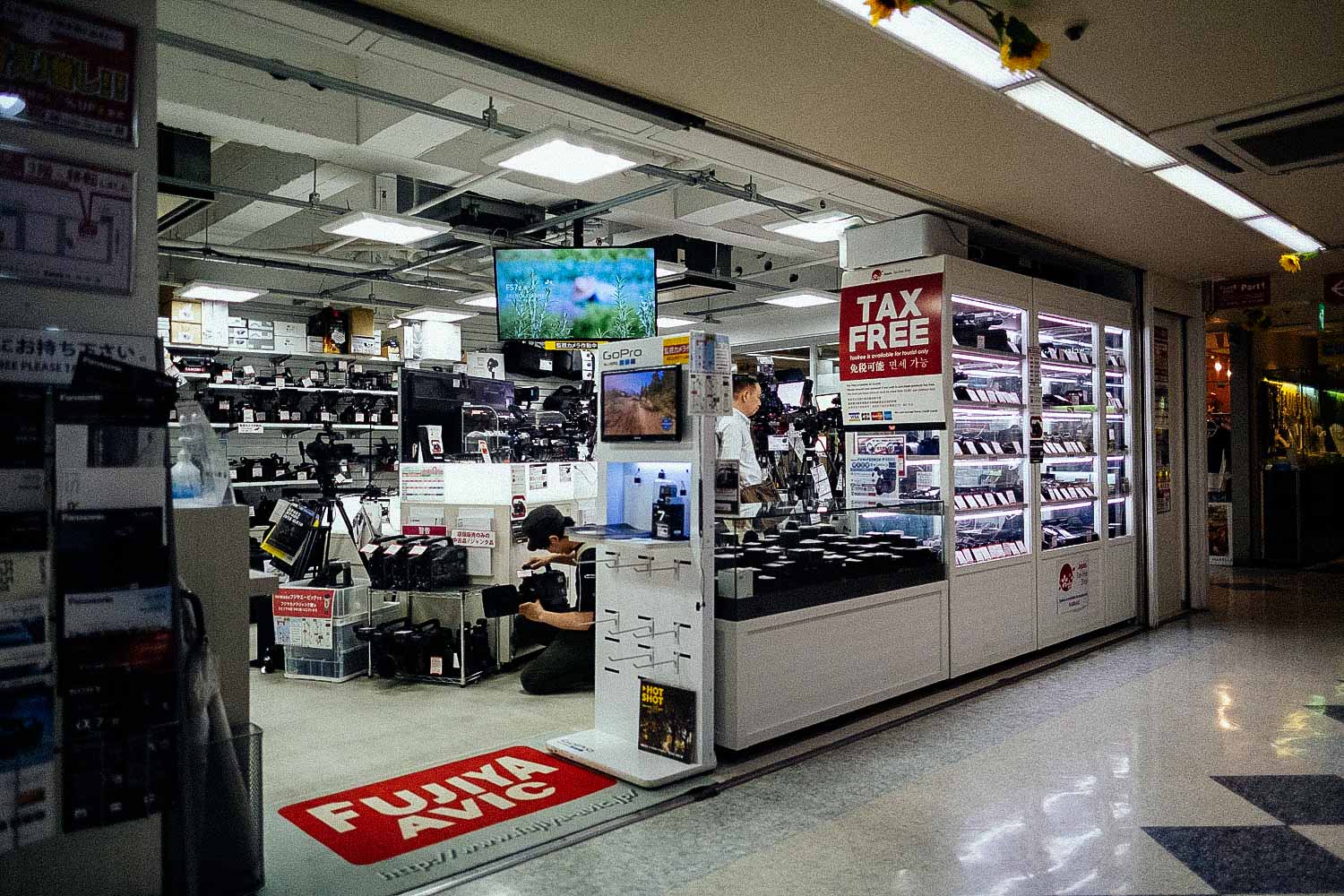 Camera shopping in Tokyo Westside (updated for 2022) Japan Camera