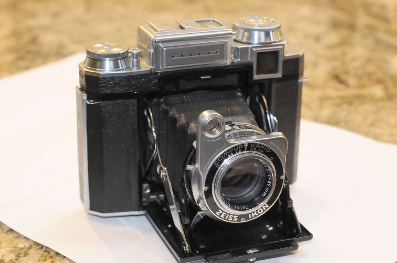 Camera Geekery: Zeiss Ikon Super Ikonta II - Japan Camera Hunter