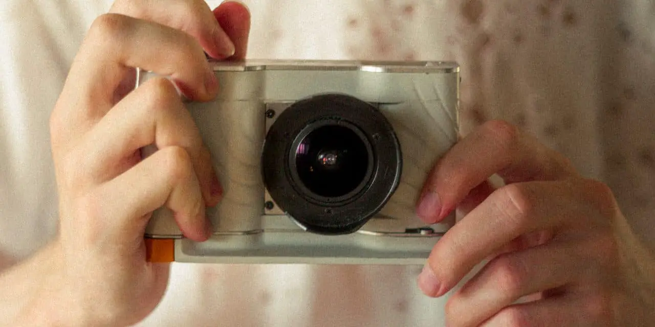Camera Geekery: The Chromium Compact Camera