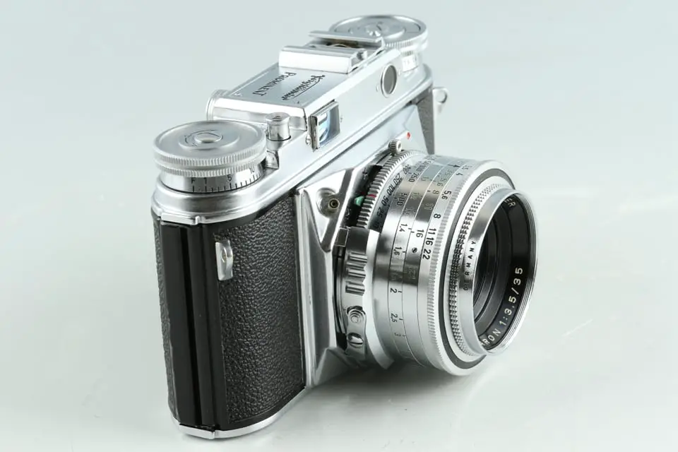 Voigtlander Prominent + Skoparon 35mm F/3.5 Lens + Turnit Finder
