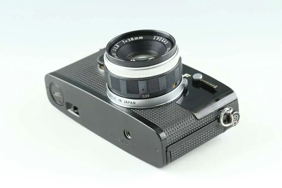Olympus Pen-FT + F. Zuiko Auto-S 38mm F/1.8 Lens