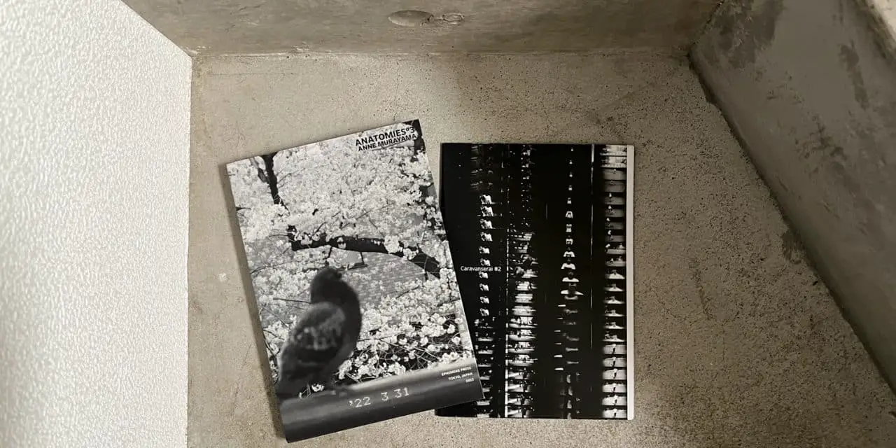 PHOTOGRAPHY ZINES AND BOOKS NO: 52