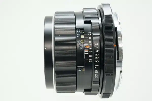PENTAX 6x7 eye level 105mm f2.4 - Japan Camera Hunter