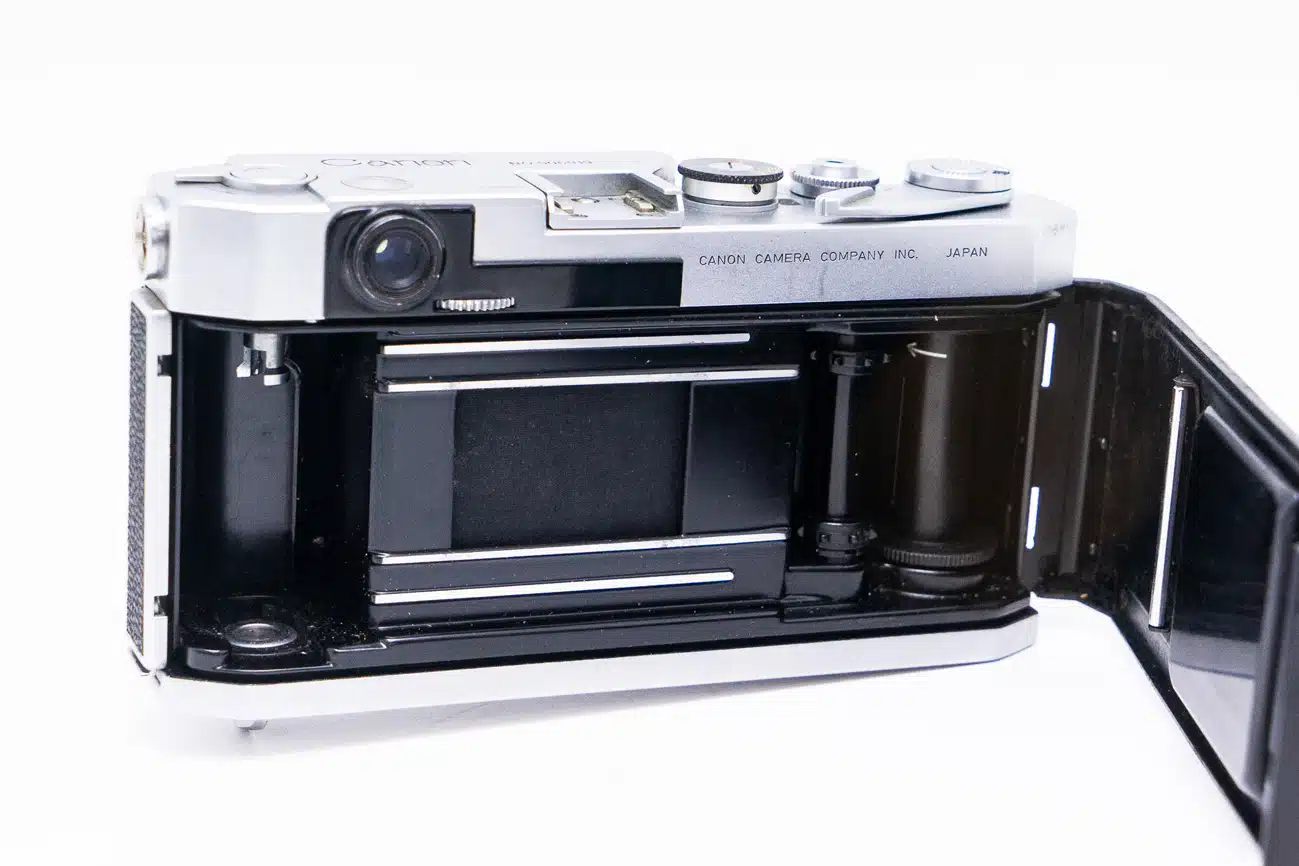 Canon L2 Body - Japan Camera Hunter