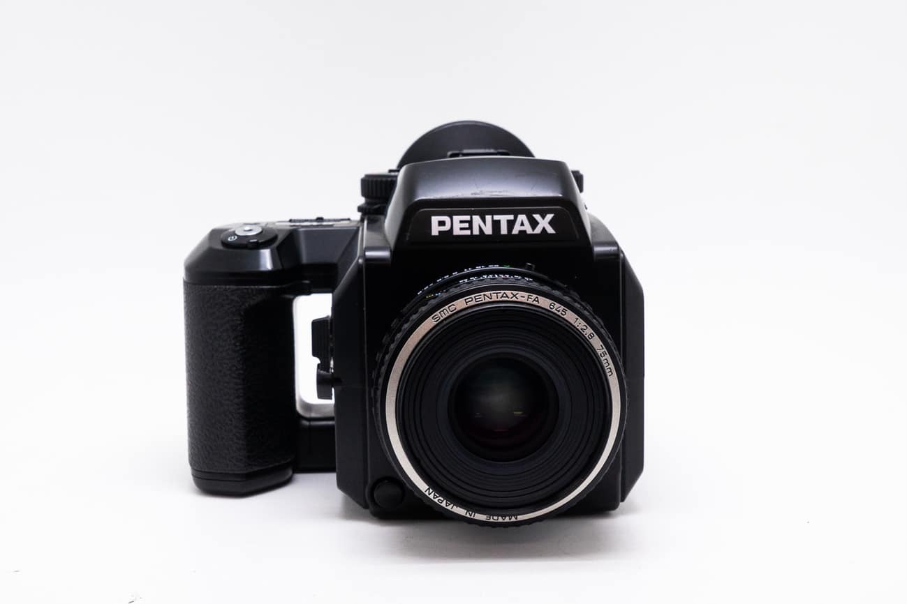 Pentax 645N SMC A 75/2.8 Set - Japan Camera Hunter