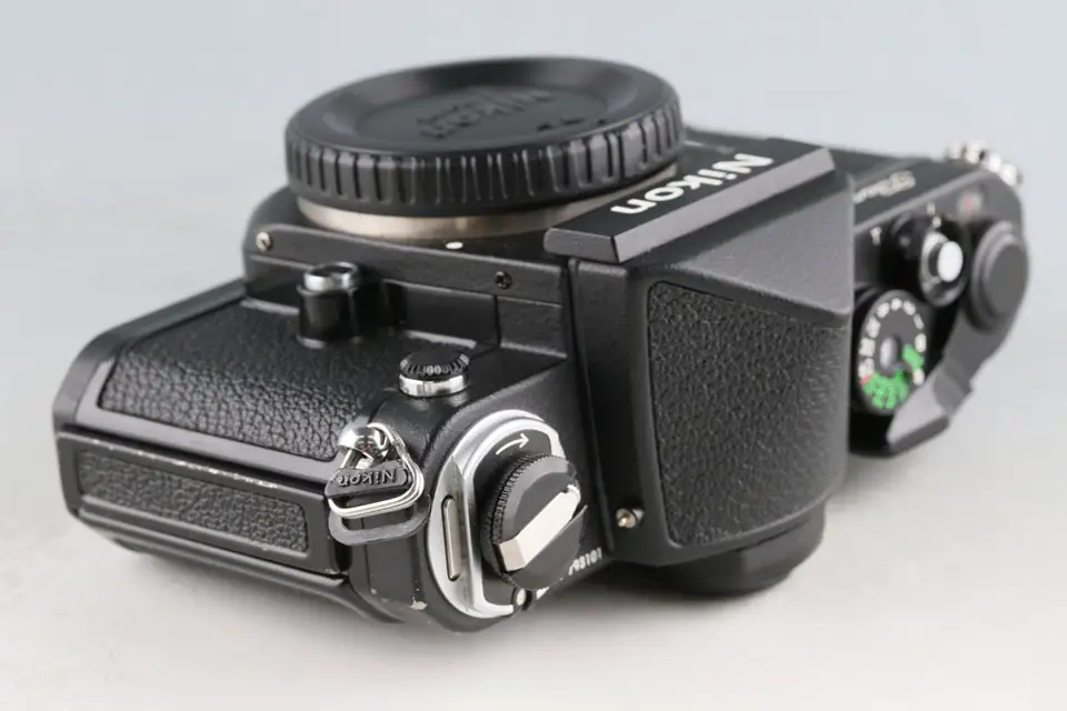 フィルムカメラ Nikon F2 Titan Film Camera Nikon F2 Titanium 35mm SLR Film Camera Black Body Excellent