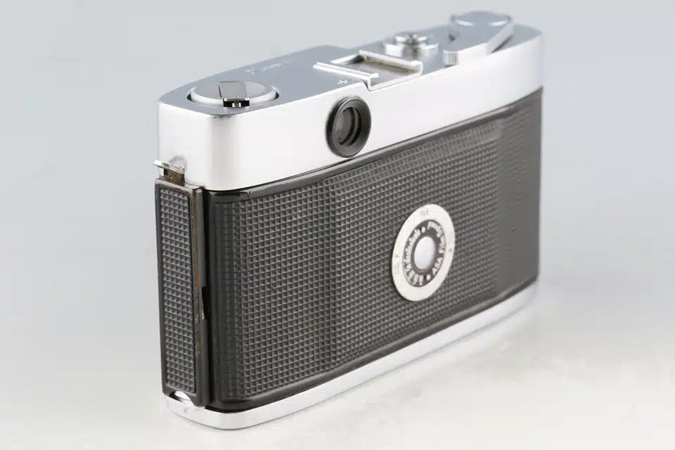 Kowa SW 28mm F/3.2 - Japan Camera Hunter