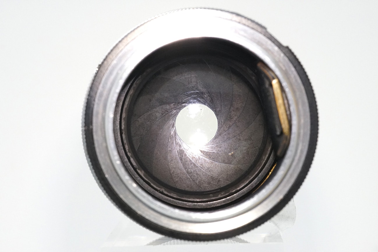 Leica Hektor 73/1.9 L W/hood - Image 4