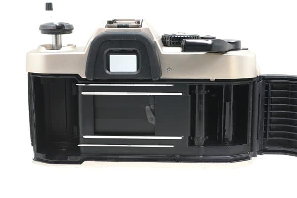 #323★良品★Nikon FM10 ボディ Nikon FM10 Body - Japan Camera Hunter