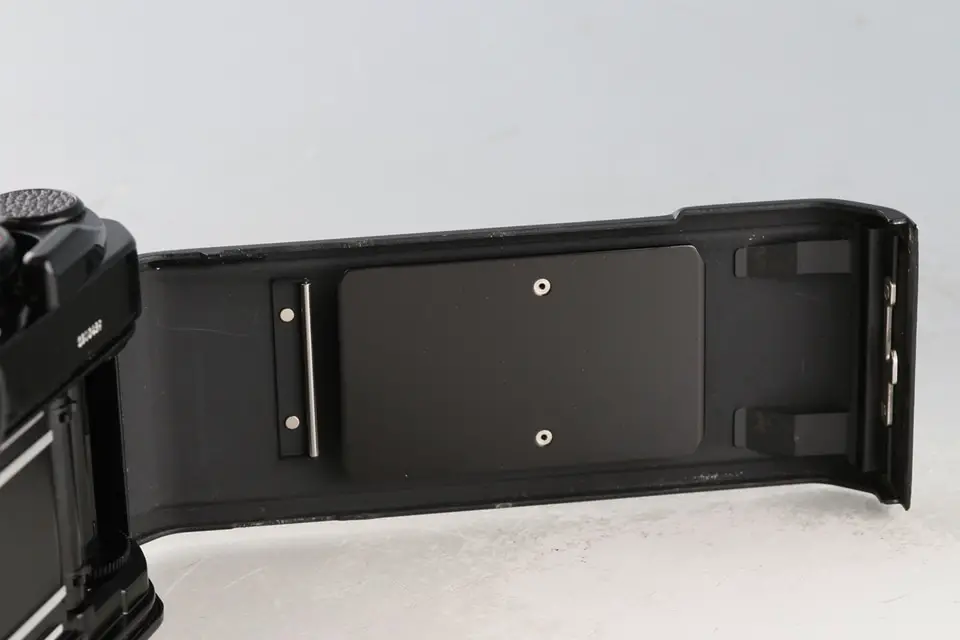 ■ 美品 ■ ニコン Nikon FE2 ボディ 234万番 □ 美品 □ ニコン Nikon FE2 ボディ 234万番 □ 美品 □ ニコン