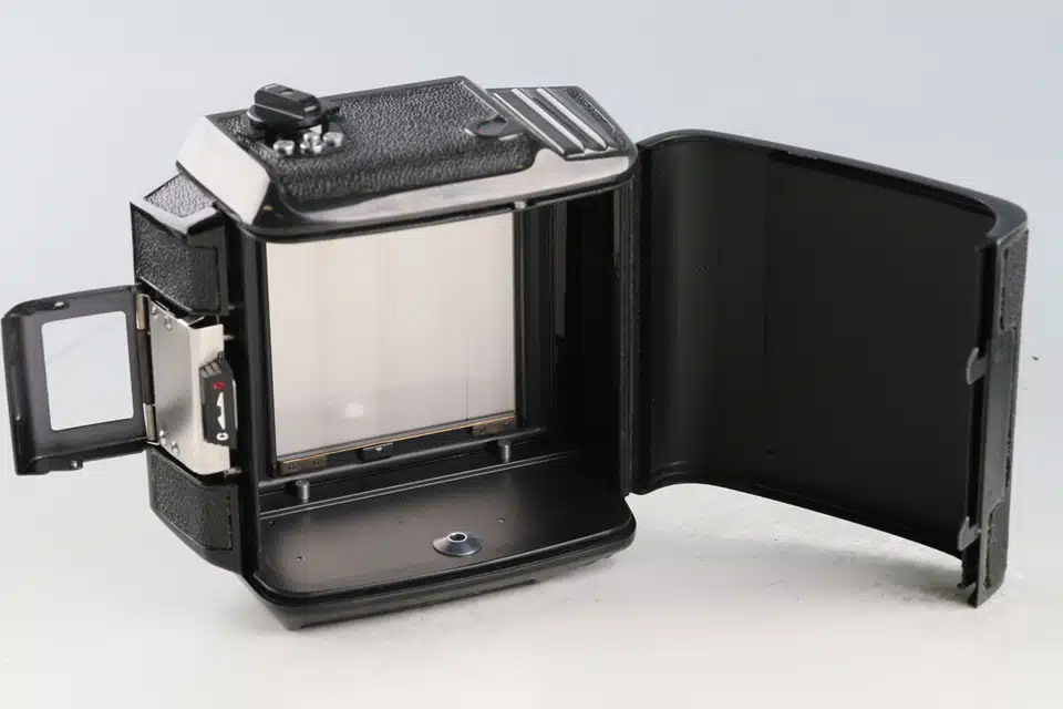 Zenza Bronica S2 + Nikkor-P 75mm F/2.8 - Japan Camera Hunter