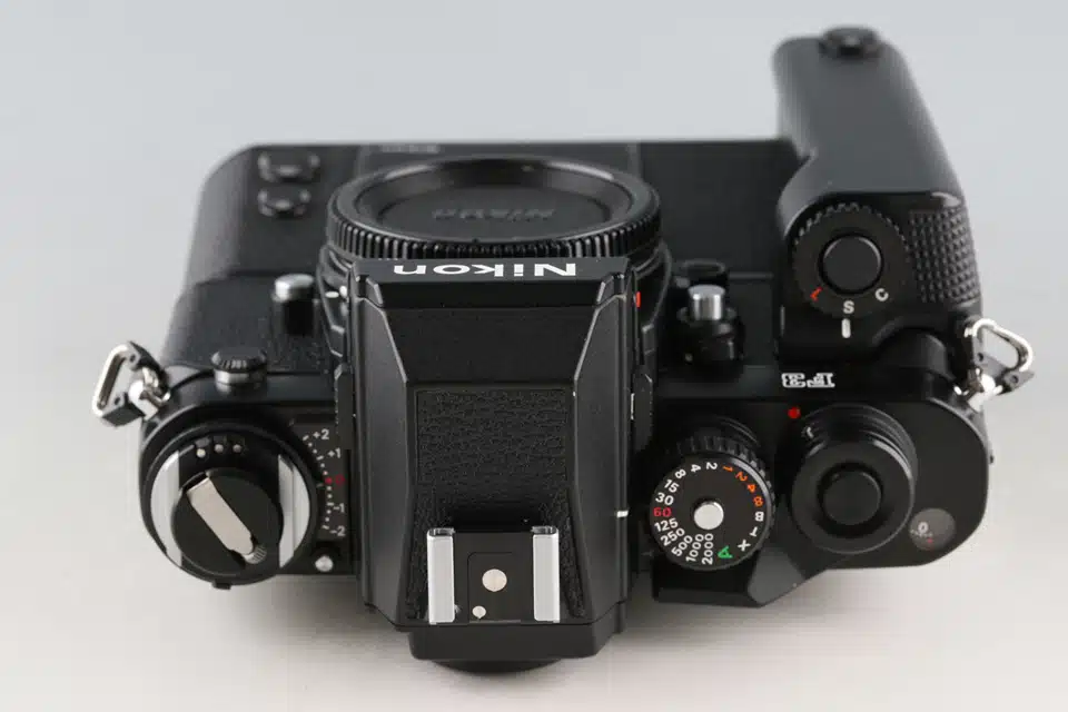 Nikon F3P + MD-4 - Japan Camera Hunter