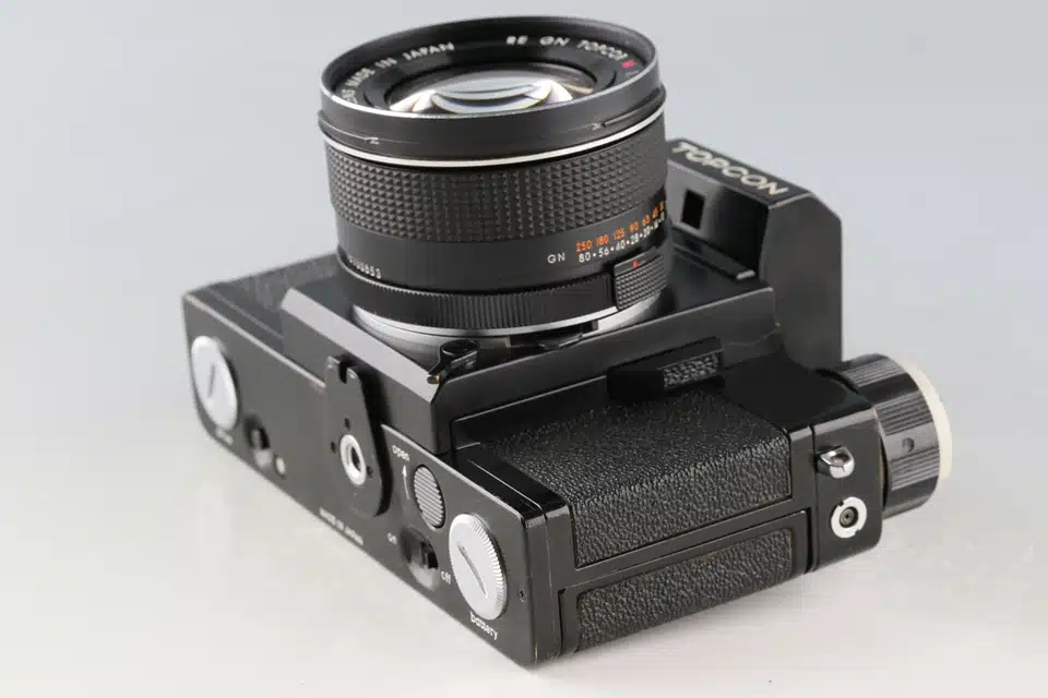 Topcon Super DM + RE GN Topcor M 50mm F/1.4 - Japan Camera Hunter