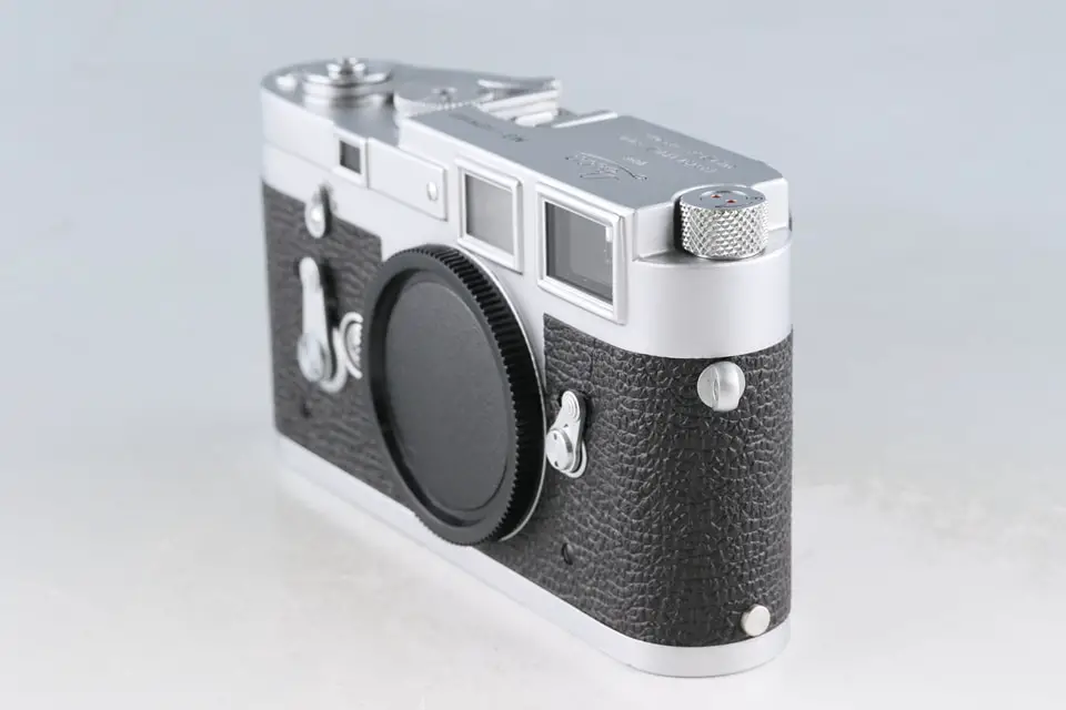 Leica M3 Single stroke - Japan Camera Hunter