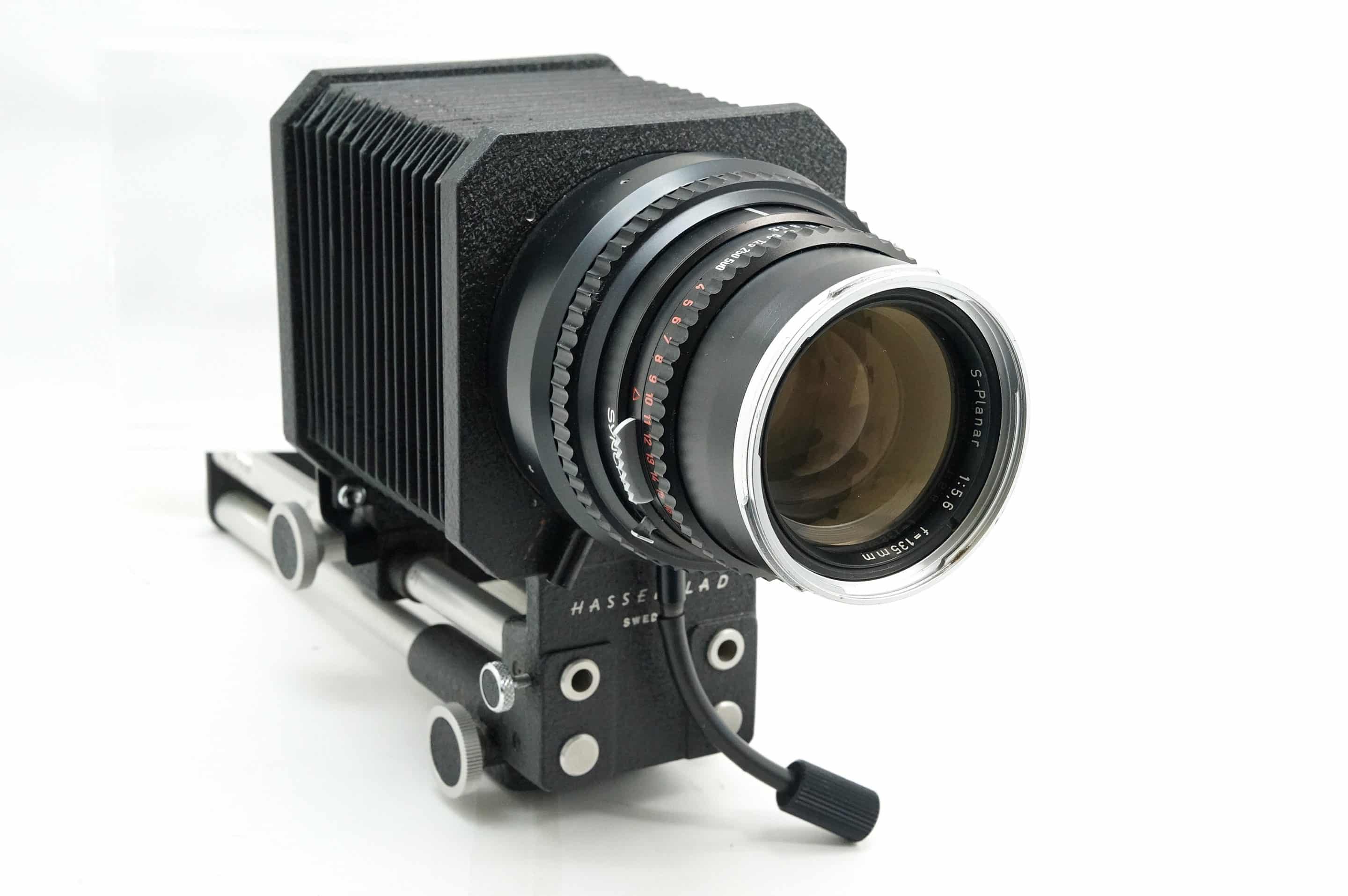 Hasselblad S Planar 135/5.6 Bellows Extension - Image 10
