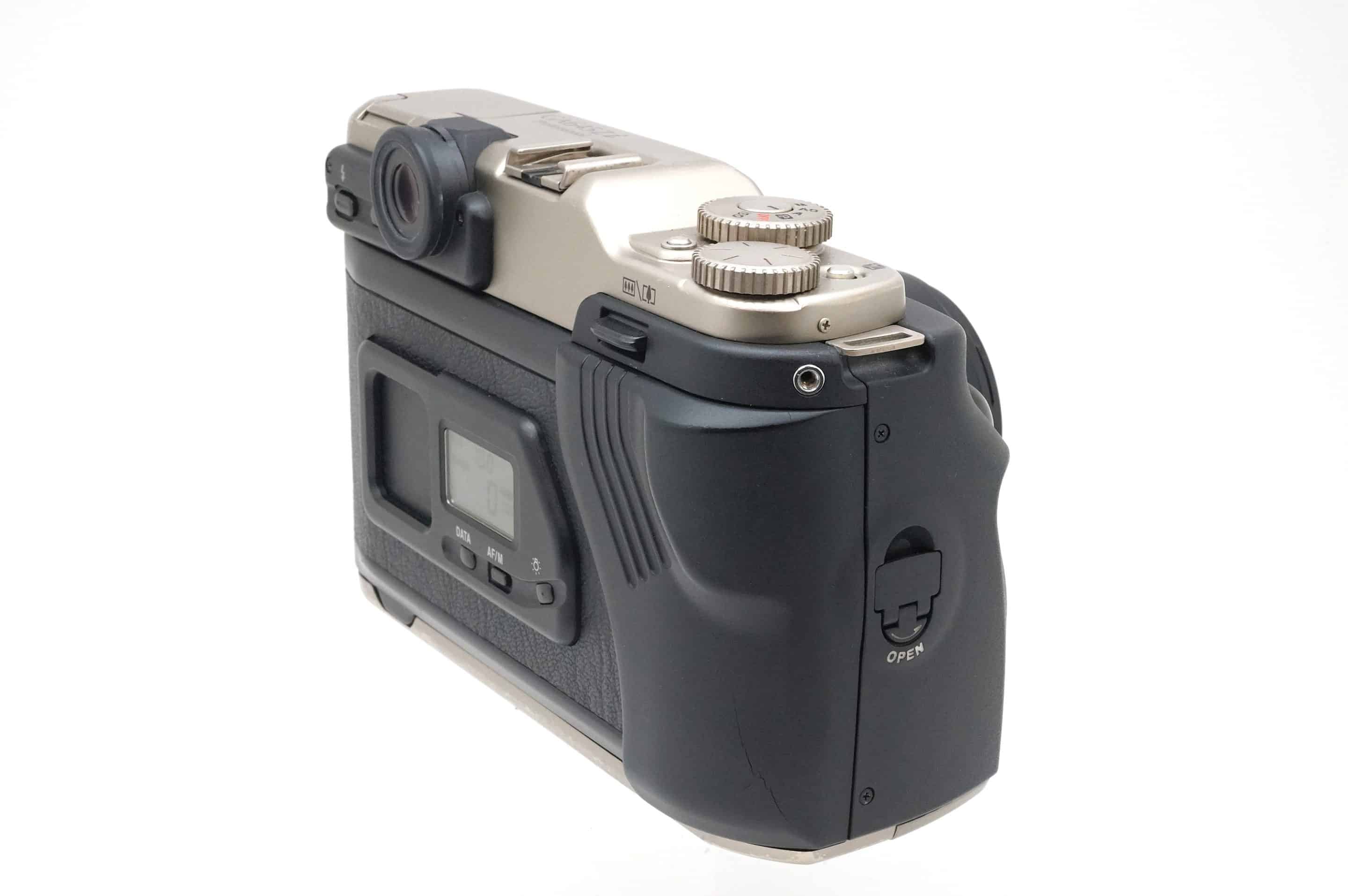 Fujifilm GA645Zi - Image 2