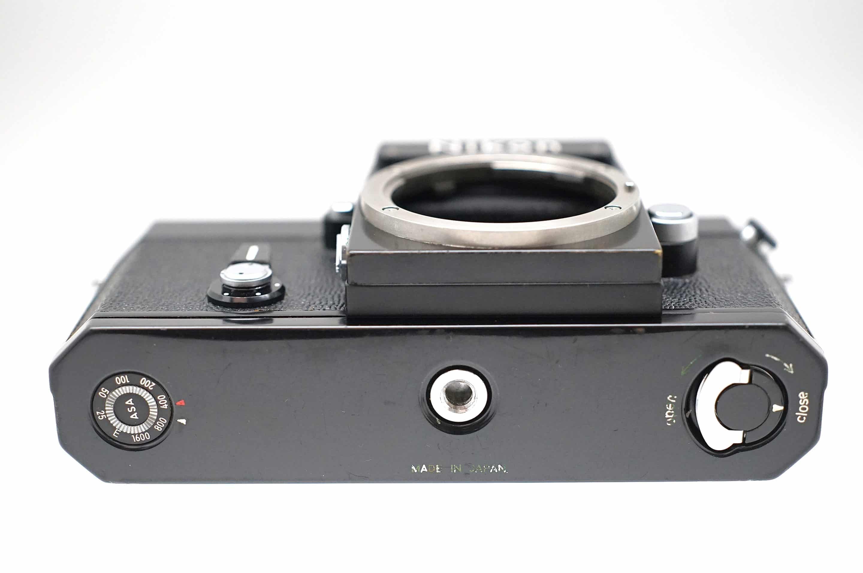 Nikon F Eye-Level Black + Auto 50mm f/1.4 - Image 21