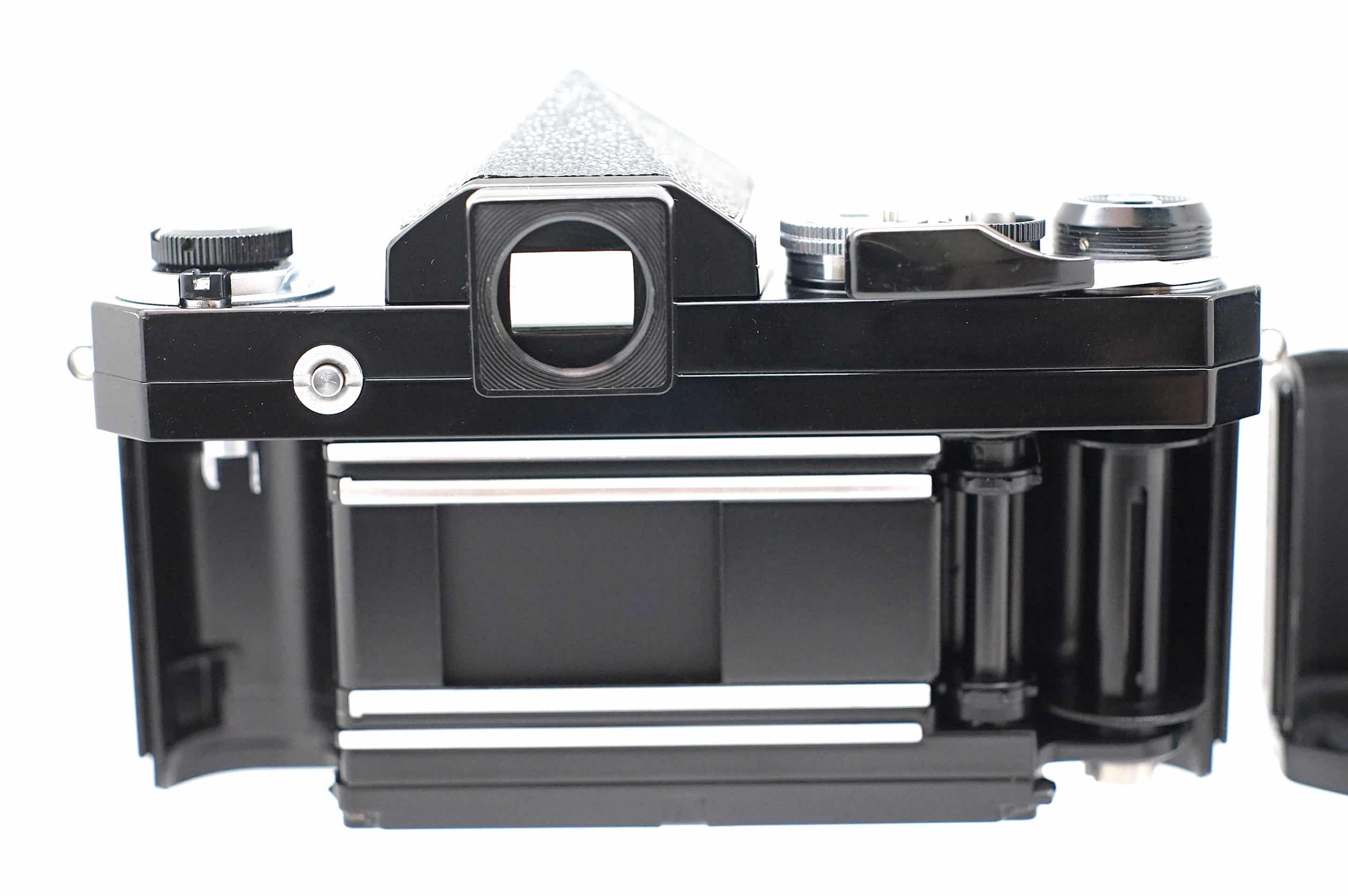 Nikon F Eye-Level Black + Auto 50mm f/1.4 - Image 27