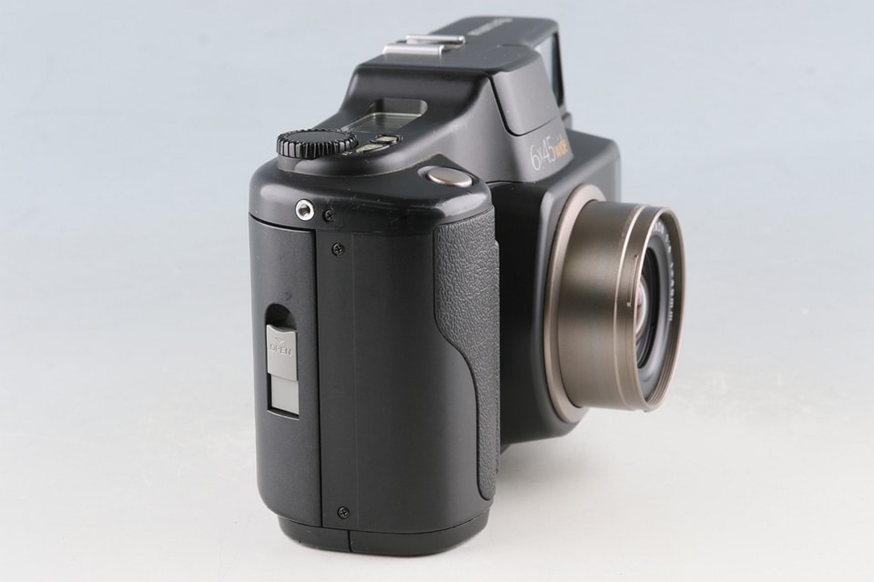 Fujifilm GA645W - Image 2